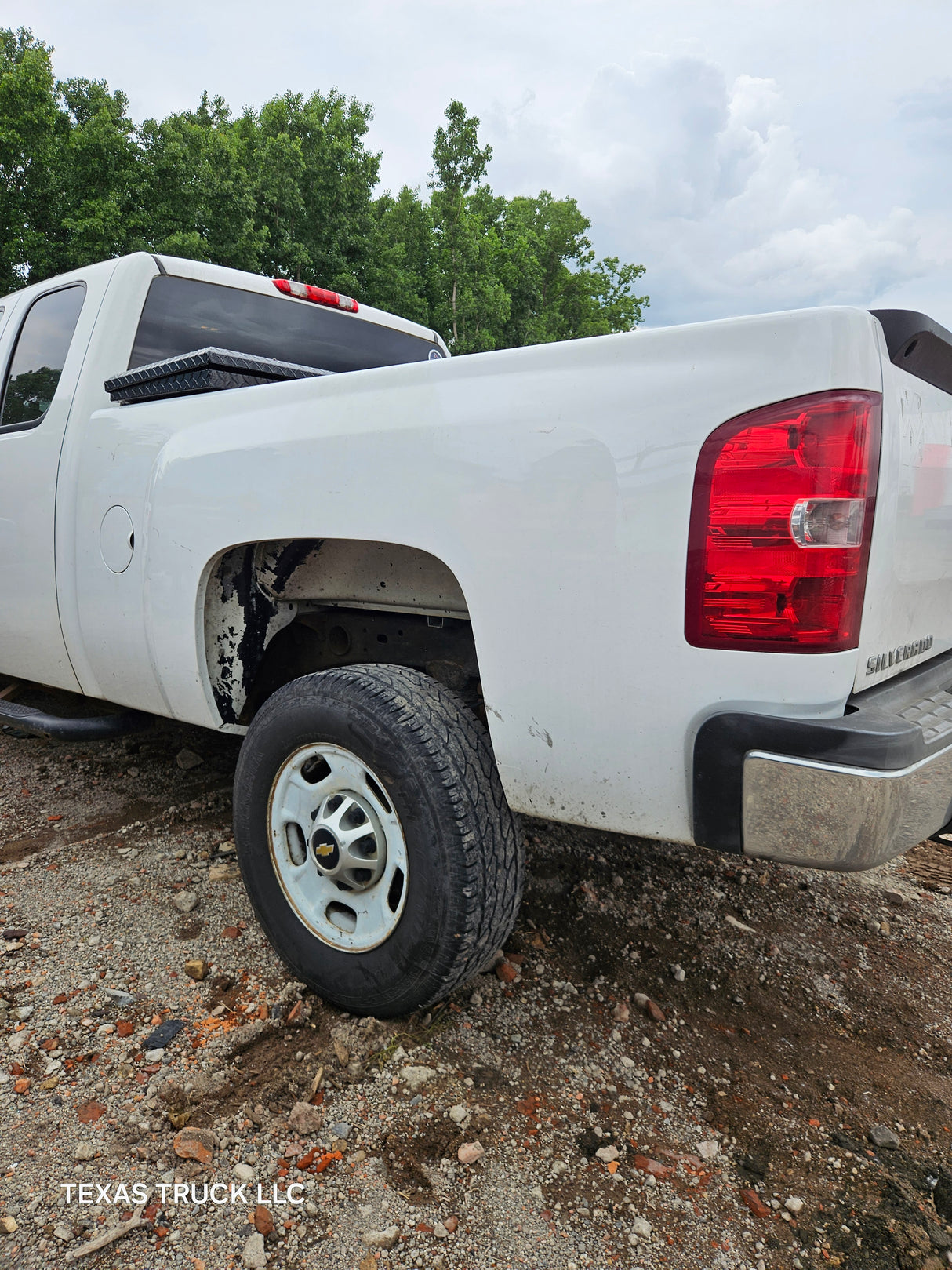 2012 Chevrolet Silverado 2500HD Extended Cab 4 door Short Bed 6.6' 4x4 - FULL PART OUT RUST FREE