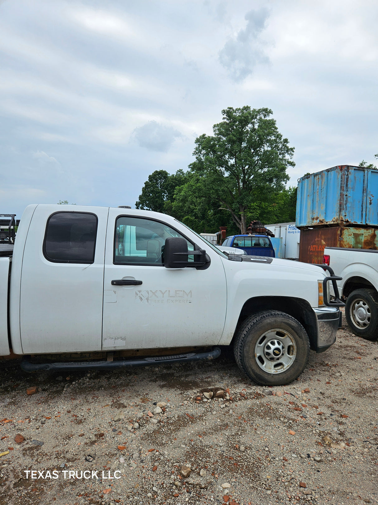 2012 Chevrolet Silverado 2500HD Extended Cab 4 door Short Bed 6.6' 4x4 - FULL PART OUT RUST FREE