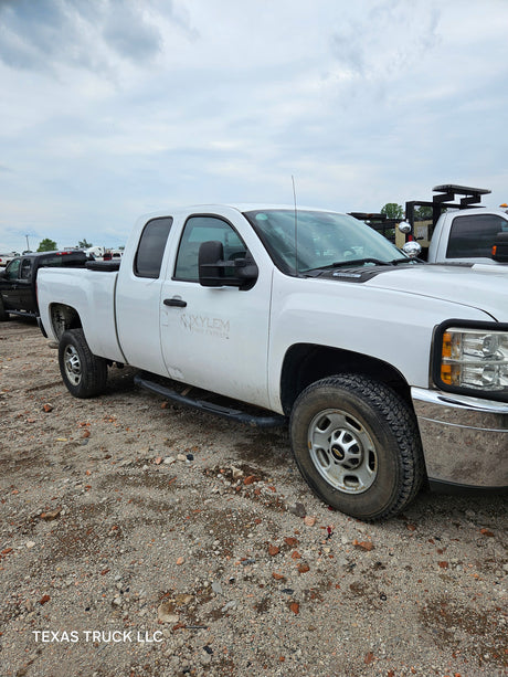 2012 Chevrolet Silverado 2500HD Extended Cab 4 door Short Bed 6.6' 4x4 - FULL PART OUT RUST FREE