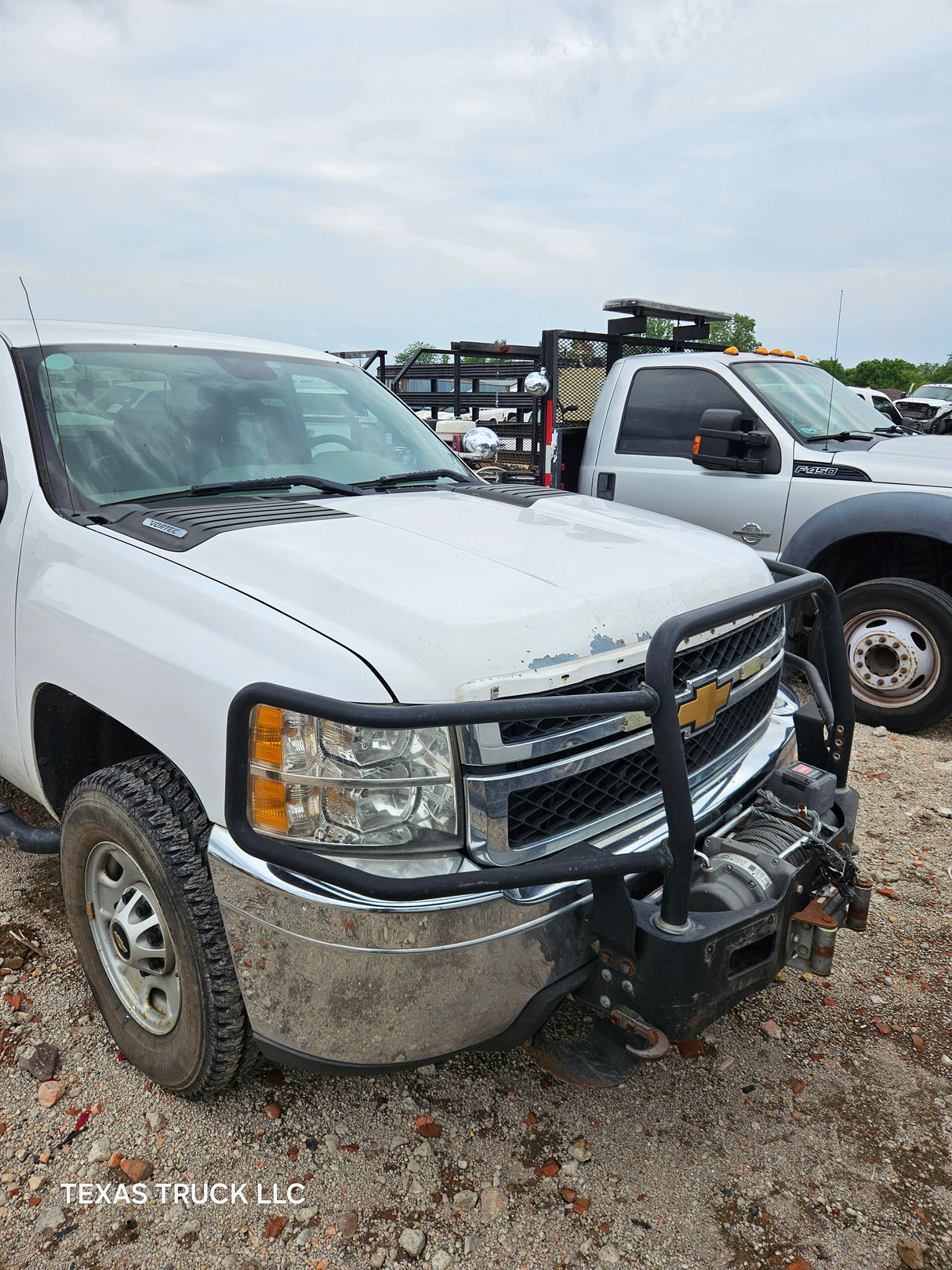 2012 Chevrolet Silverado 2500HD Extended Cab 4 door Short Bed 6.6' 4x4 - FULL PART OUT RUST FREE