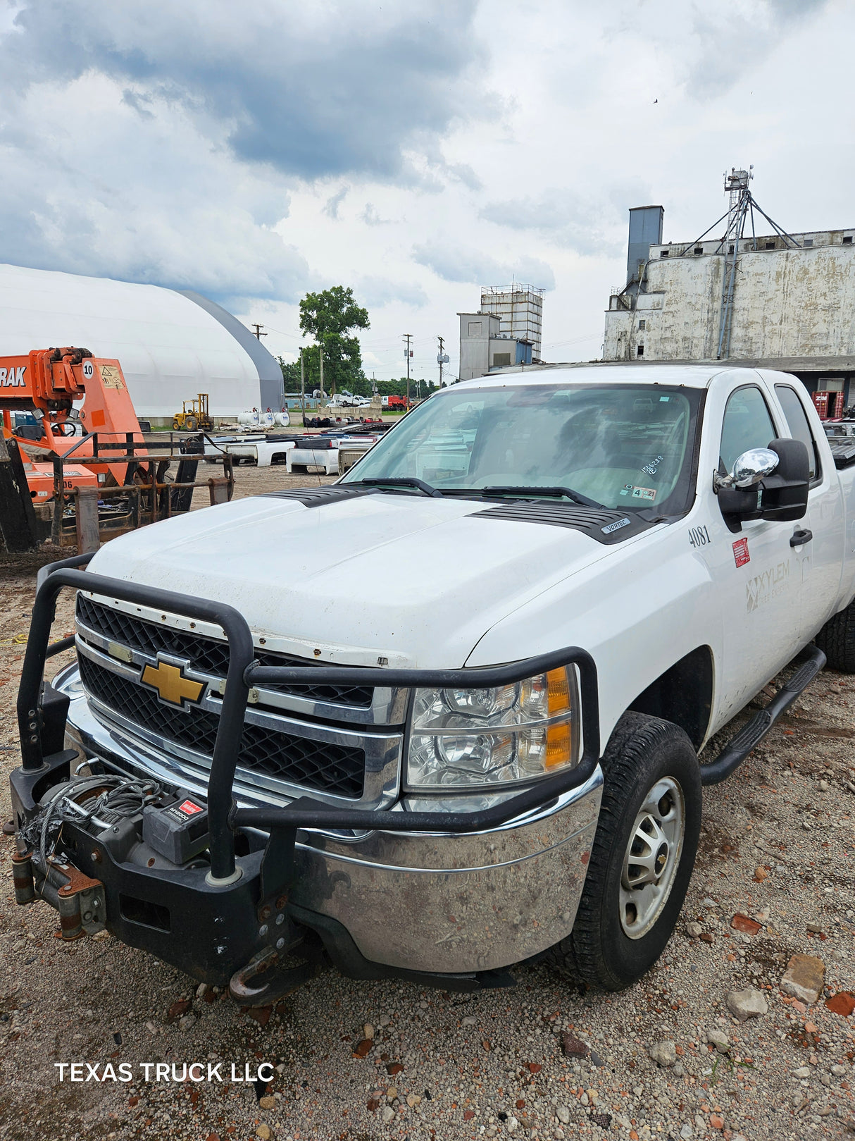 2012 Chevrolet Silverado 2500HD Extended Cab 4 door Short Bed 6.6' 4x4 - FULL PART OUT RUST FREE