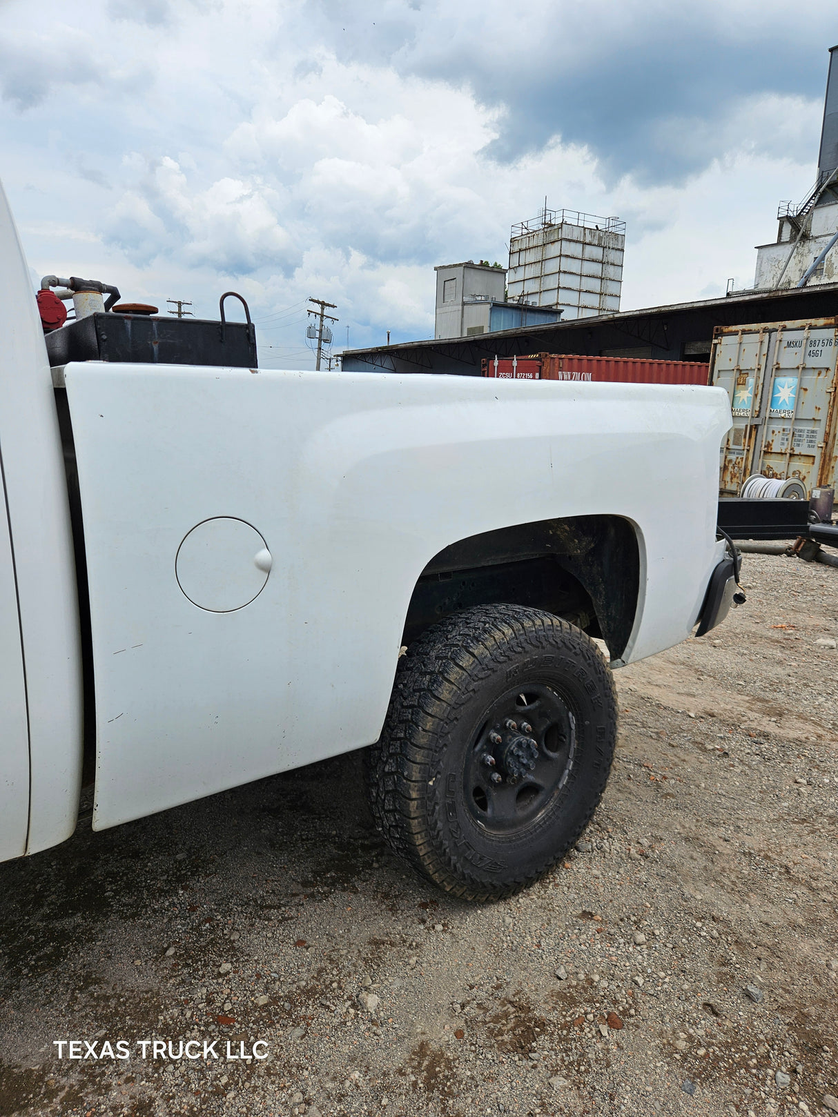 2009 Chevrolet Silverado 2500HD Extended Cab 4 door Short Bed 6.6' - FULL PART OUT RUST FREE