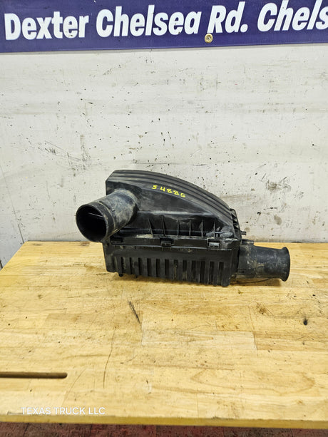 2005-2007 Ford 6.8L Super Duty Air Filter Housing Box Cleaner F250 F350 F450