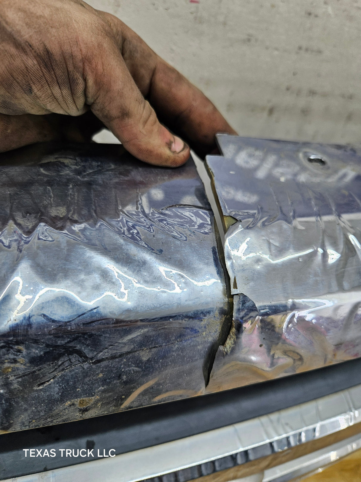 2005-2007 Ford Super Duty OEM Grill F250 F350 F450 F550 5C34-8200-BDW