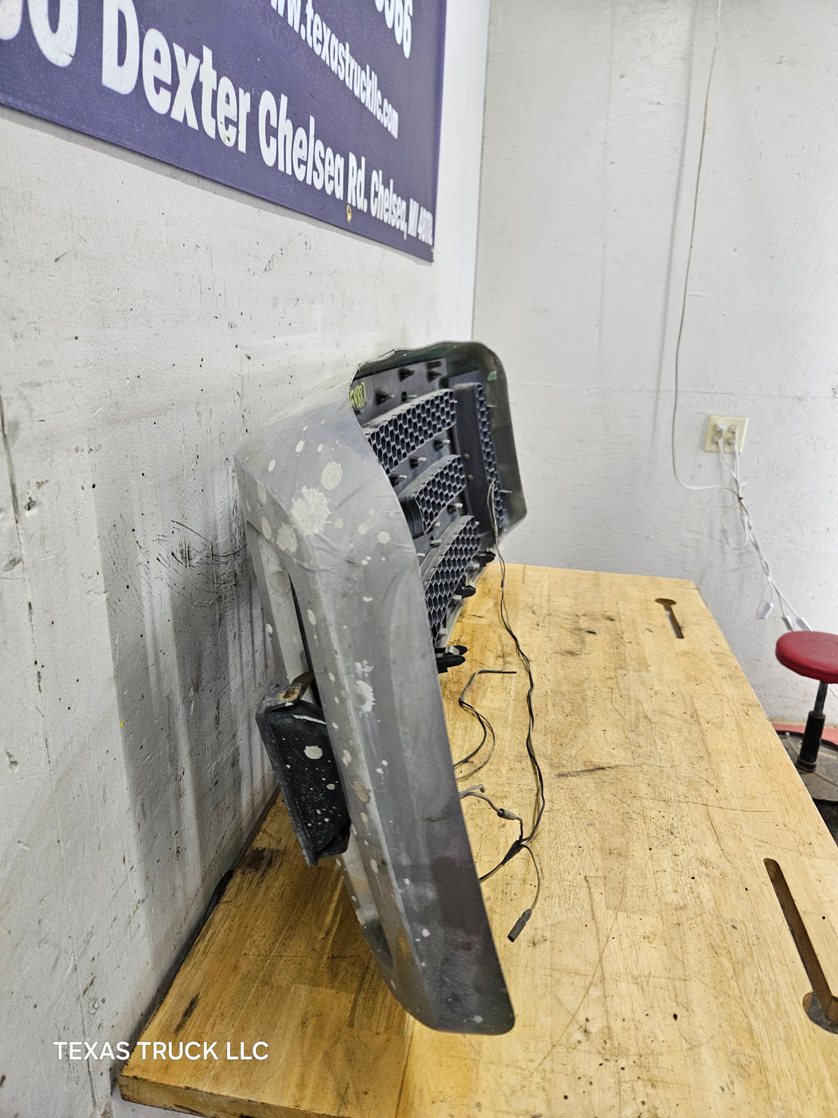 2005-2007 Ford Super Duty OEM Grill F250 F350 F450 F550 5C34-8200-BDW