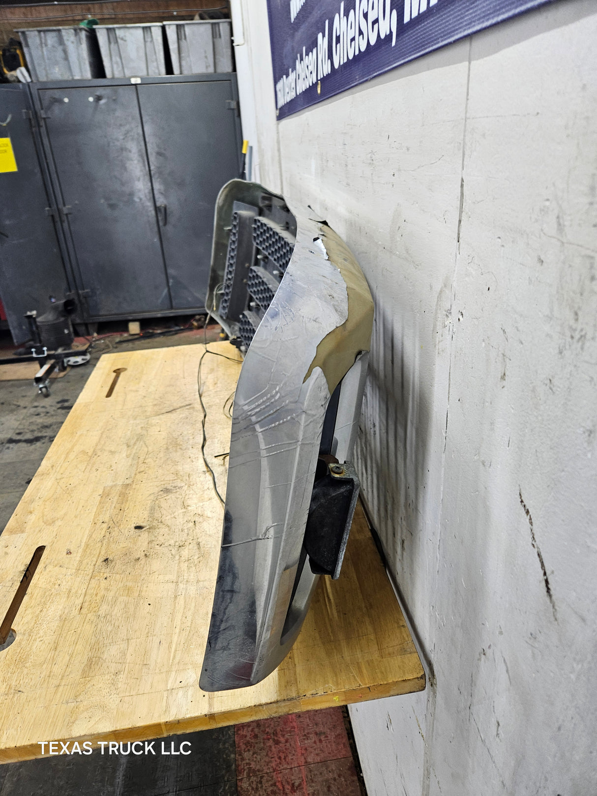 2005-2007 Ford Super Duty OEM Grill F250 F350 F450 F550 5C34-8200-BDW