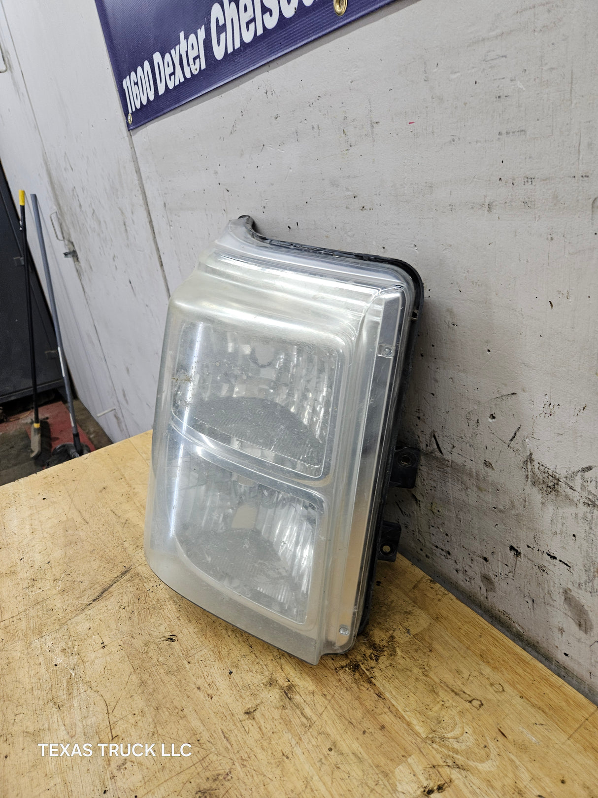 2011-2016 Ford Super Duty F250 F350 F450 F550 RH Passenger Side Headlight 6.7L Power Stroke 6.2L BC34-13005-A