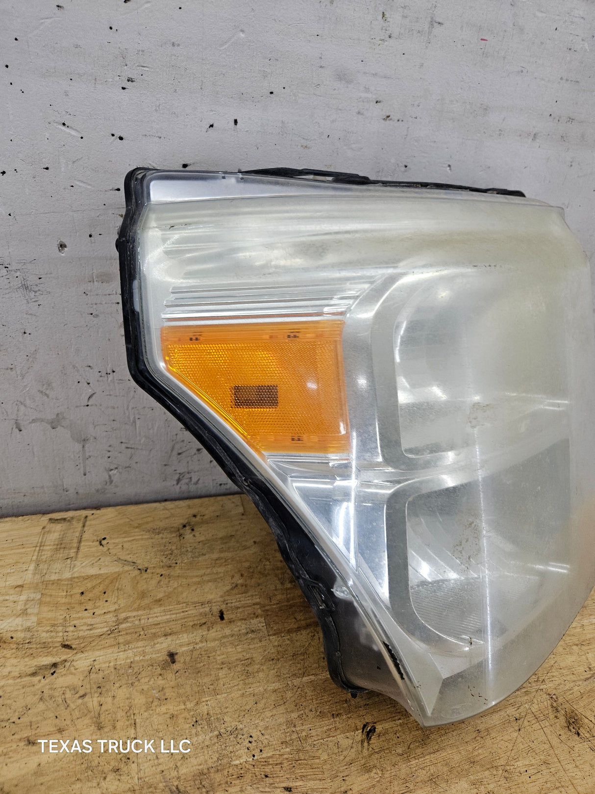 2011-2016 Ford Super Duty F250 F350 F450 F550 RH Passenger Side Headlight 6.7L Power Stroke 6.2L BC34-13005-A