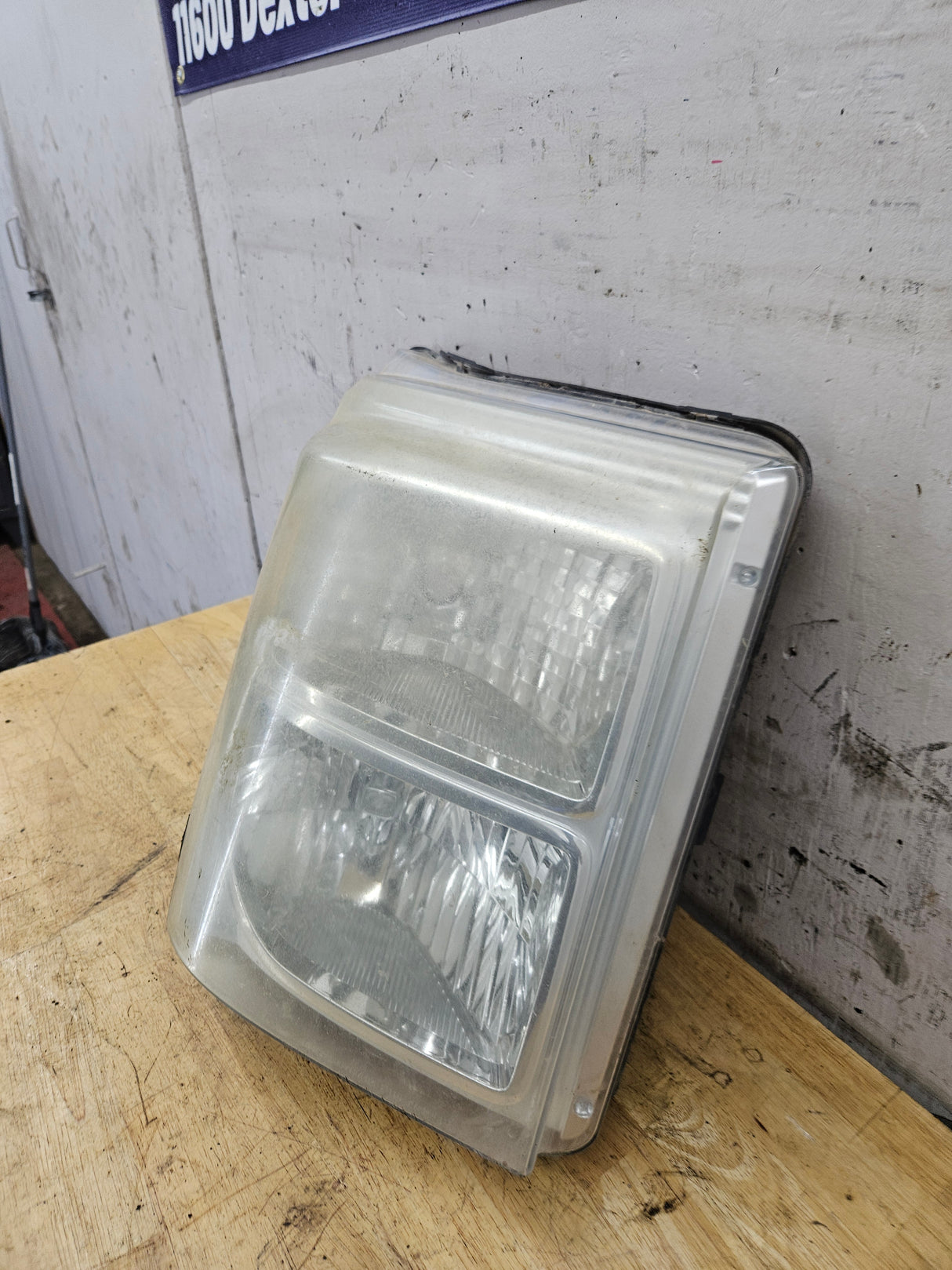 2011-2016 Ford Super Duty F250 F350 F450 F550 RH Passenger Side Headlight 6.7L Power Stroke 6.2L BC34-13005-A