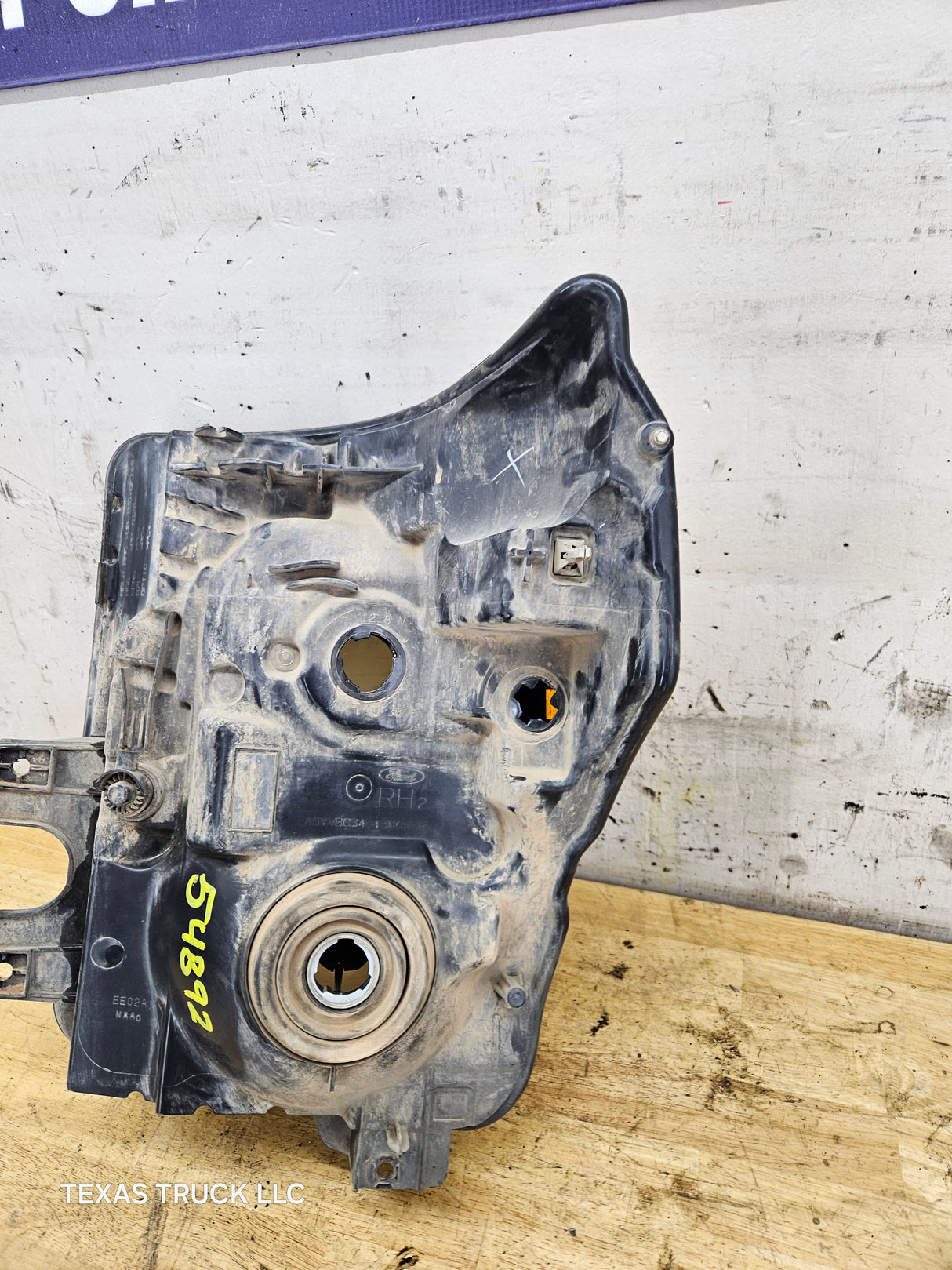 2011-2016 Ford Super Duty F250 F350 F450 F550 RH Passenger Side Headlight 6.7L Power Stroke 6.2L BC34-13005-A