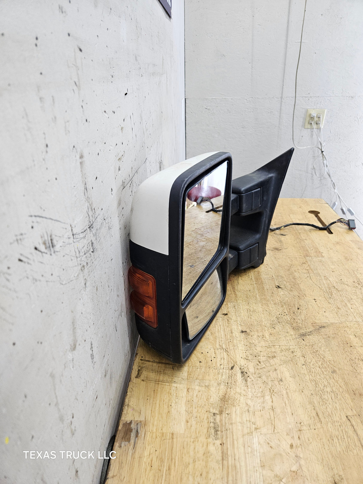 2008-2016 Ford Super Duty F250 F350 F450 F550 LH Driver Side Power Fold & Telescope Heated Towing Mirror OEM 9C3417683GF59VJ