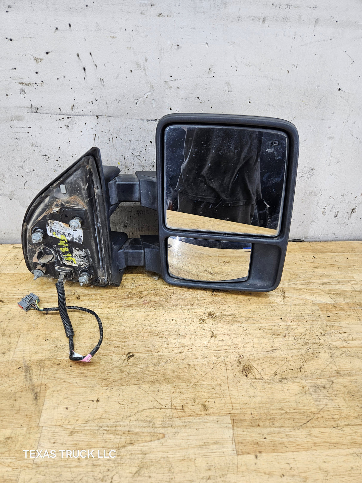 2008-2016 Ford Super Duty F250 F350 F450 F550 RH Passenger Side Power Heated Towing Mirror OEM