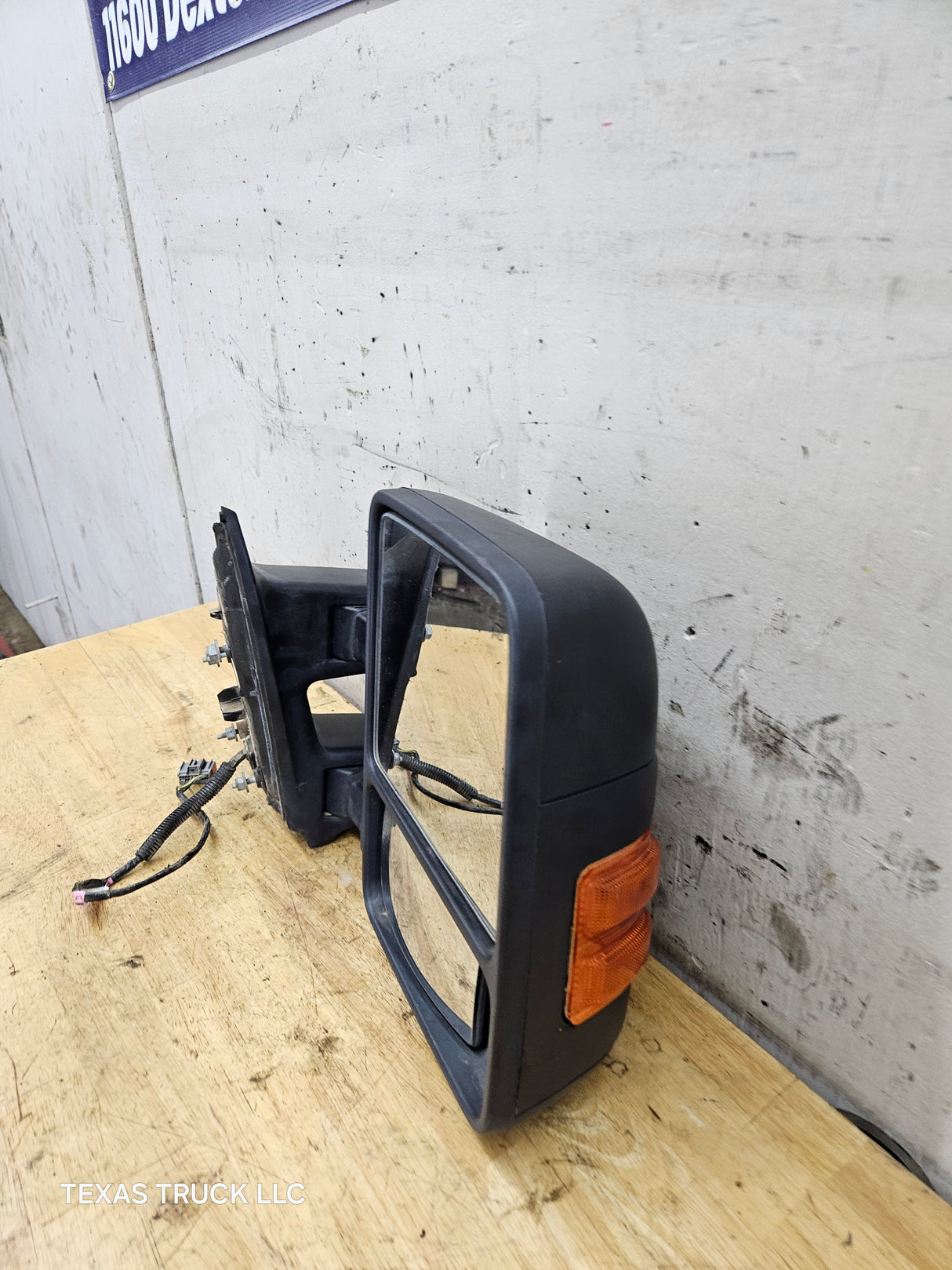 2008-2016 Ford Super Duty F250 F350 F450 F550 RH Passenger Side Power Heated Towing Mirror OEM