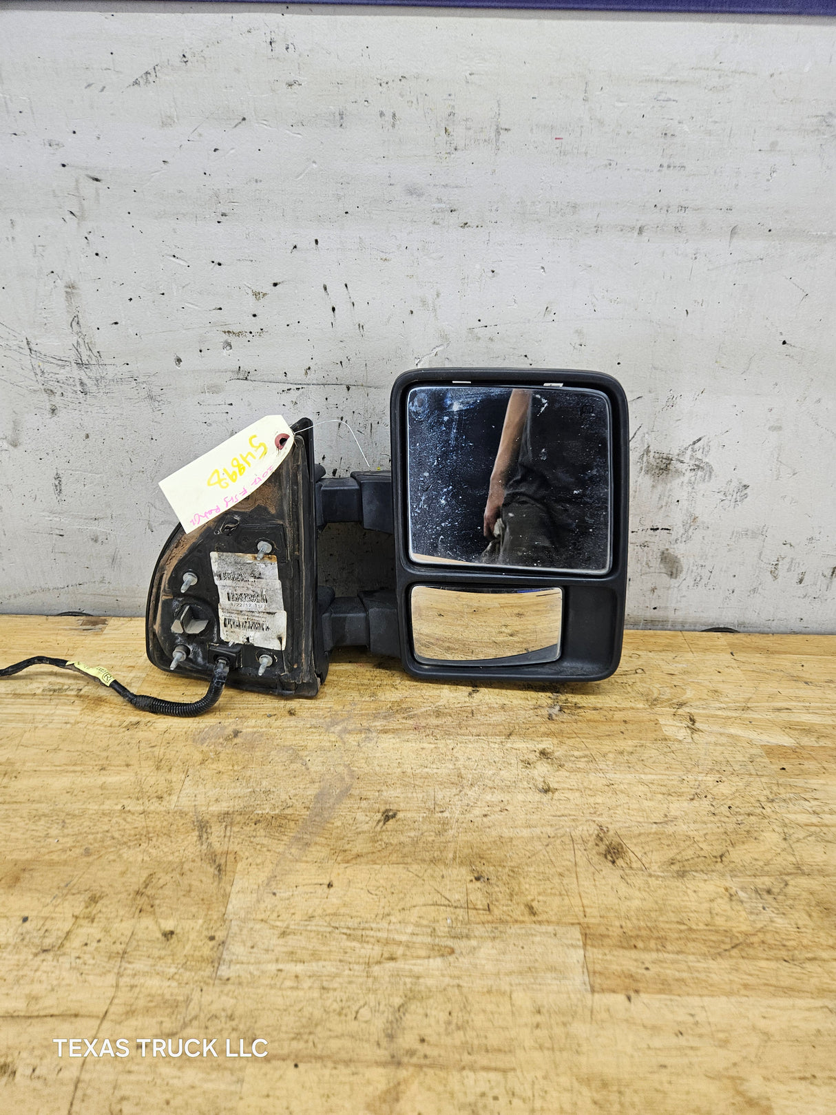 2011-2016 Ford Super Duty F250 F350 F450 F550 RH Passenger Side Power Folding & Telescoping Heated Towing Mirror OEM