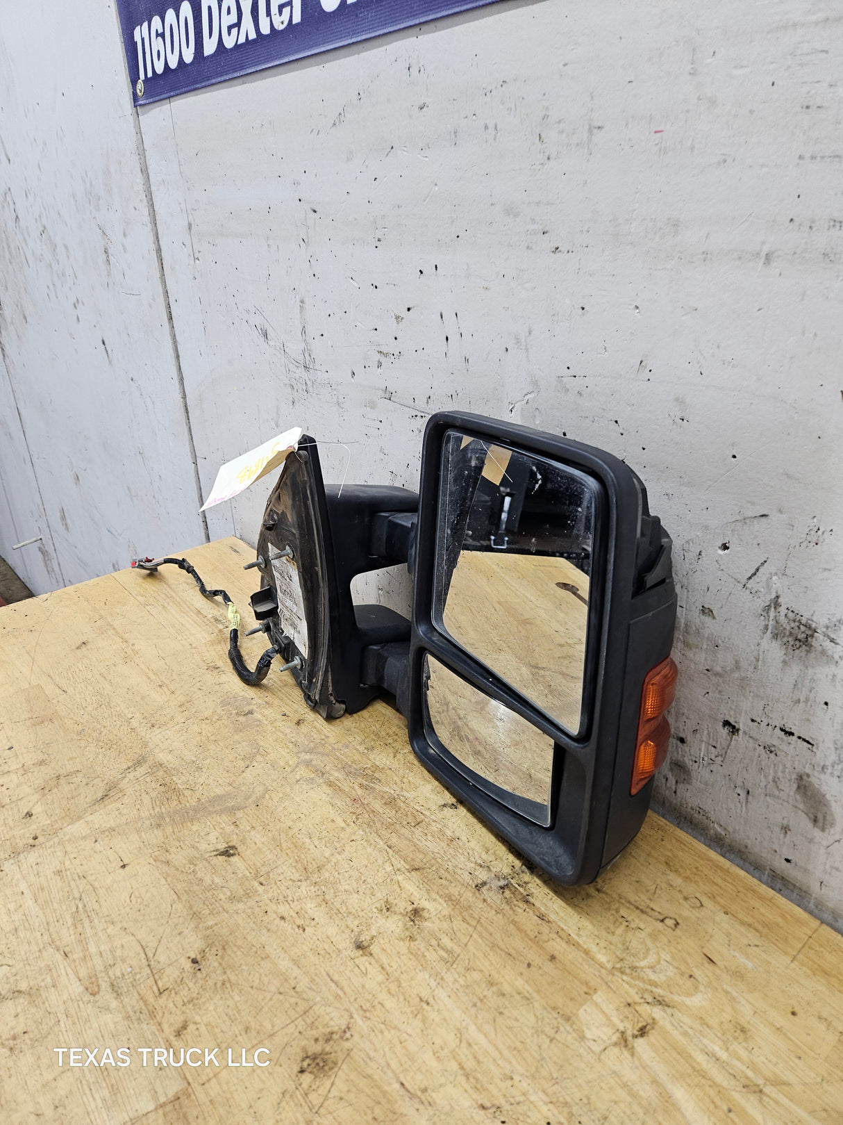 2011-2016 Ford Super Duty F250 F350 F450 F550 RH Passenger Side Power Folding & Telescoping Heated Towing Mirror OEM