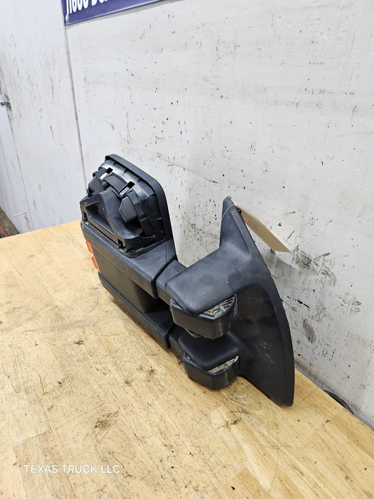 2011-2016 Ford Super Duty F250 F350 F450 F550 RH Passenger Side Power Folding & Telescoping Heated Towing Mirror OEM