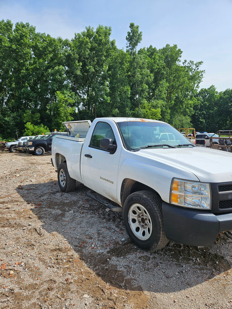 2012 Chevrolet Silverado 1500 Regular Cab 6.6' Short Bed 2wd - FULL PART OUT