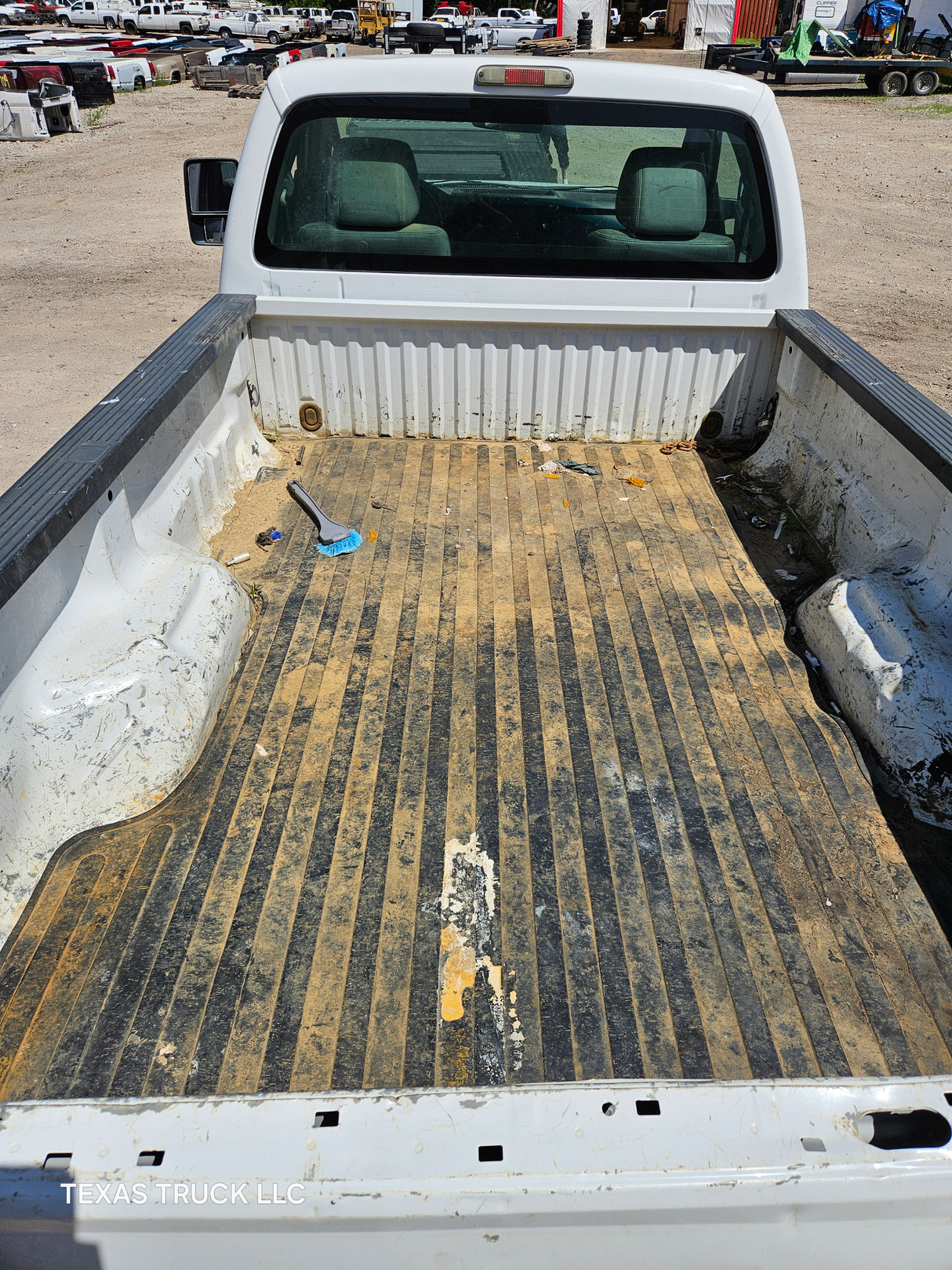 2011 Ford F-250 Regular Cab 8' Long Bed Super Duty - FULL PART OUT Rust Free