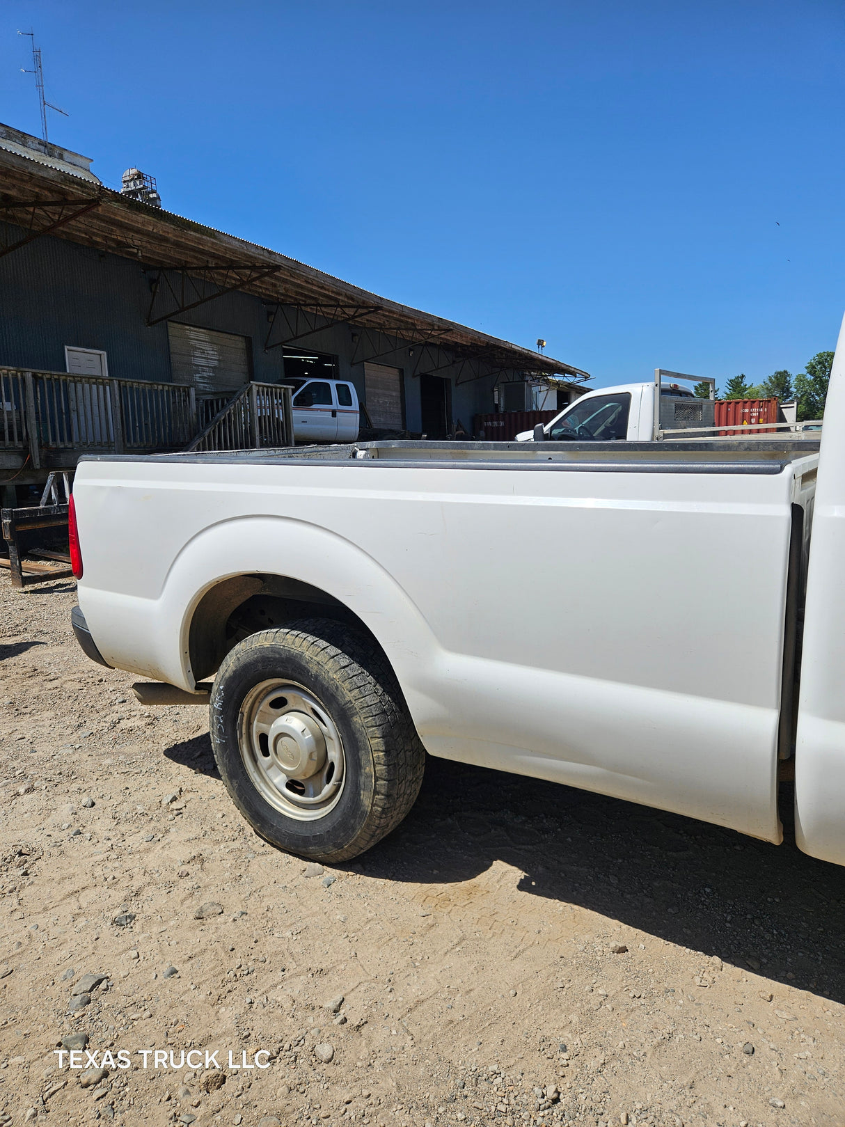 2011 Ford F-250 Regular Cab 8' Long Bed Super Duty - FULL PART OUT Rust Free