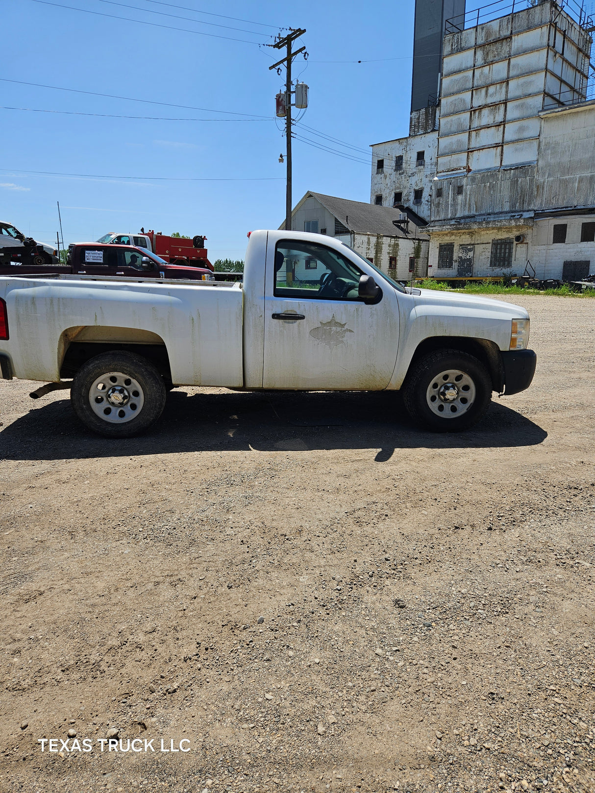 2013 Chevrolet Silverado 1500 Regular Cab Short Bed 6.6' - FULL PART OUT Rust Free