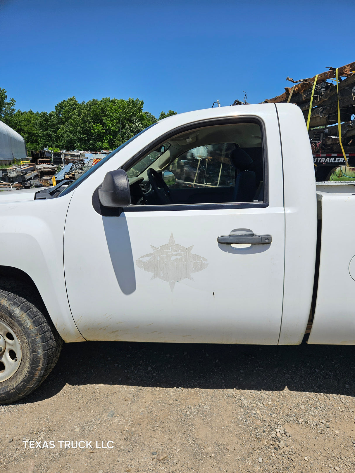 2013 Chevrolet Silverado 1500 Regular Cab Short Bed 6.6' - FULL PART OUT Rust Free