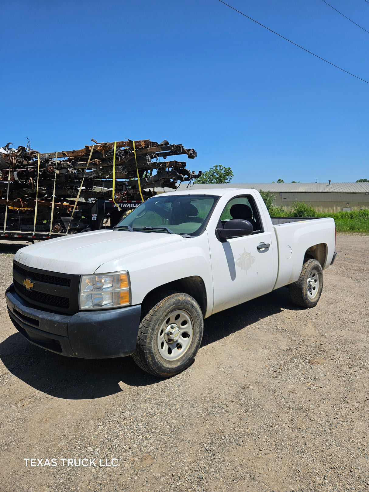 2013 Chevrolet Silverado 1500 Regular Cab Short Bed 6.6' - FULL PART OUT Rust Free