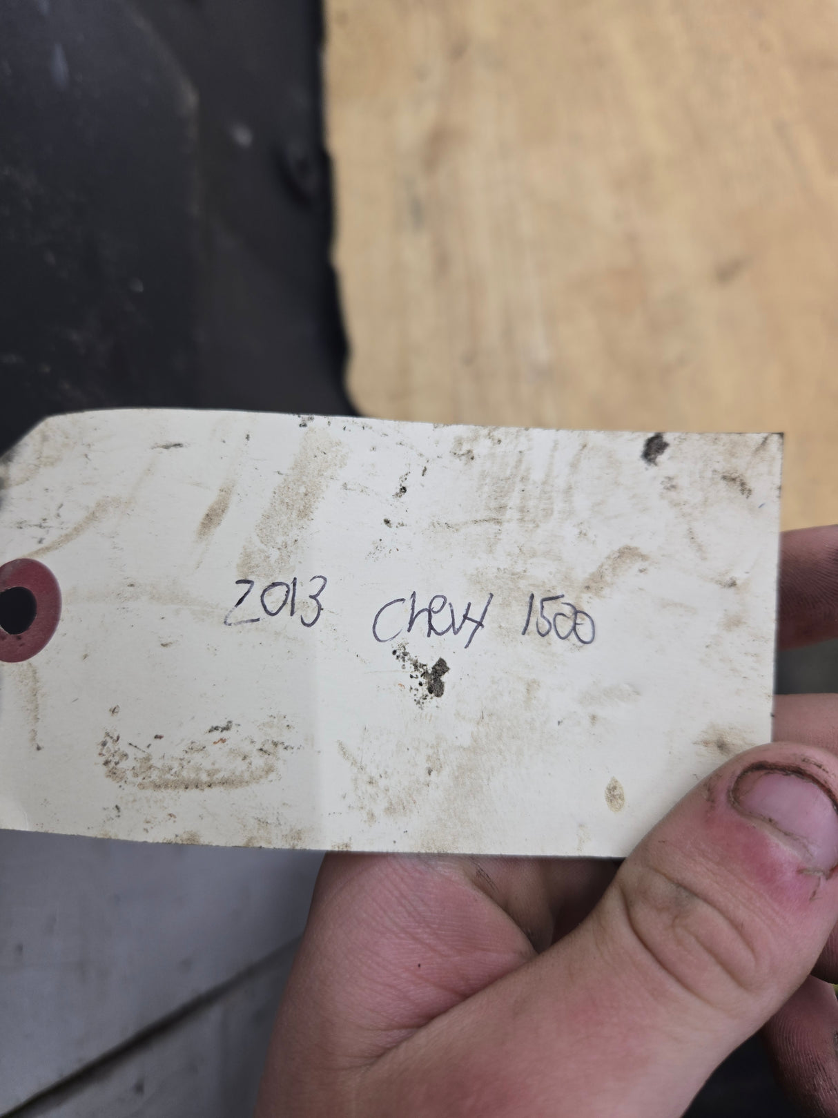 2007-2013 Chevrolet Silverado GMC Sierra 1500 Front Upper Radiator Air Baffle Cover OEM 15911270