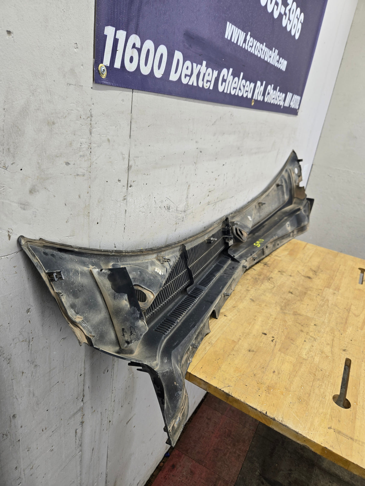 2011-2016 Ford Super Duty F250 F350 F450 F550 Windshield Wiper Cowl SET 6.7L Power Stroke 6.2L