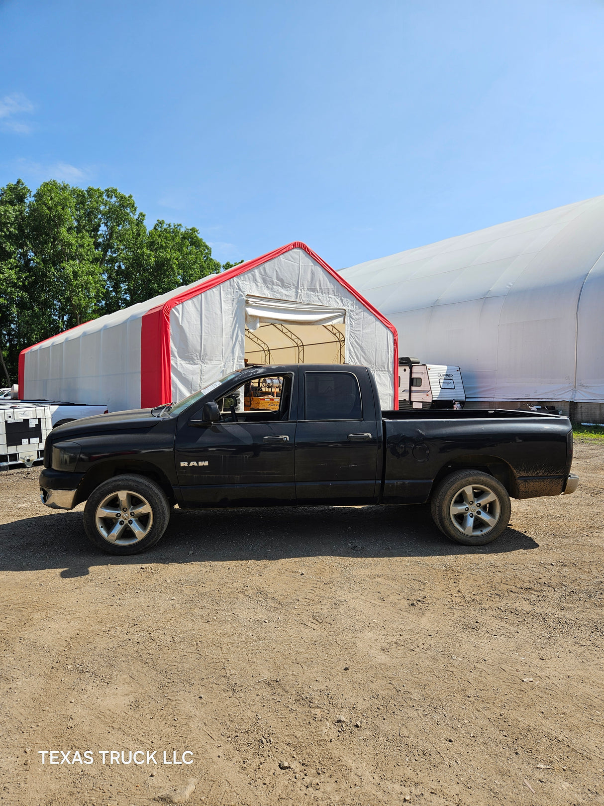 2008 Dodge Ram 1500 Crew Cab 4 door 6.4' Short Bed - FULL PART OUT Rust Free