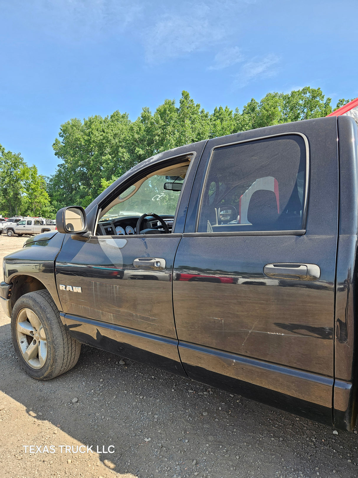 2008 Dodge Ram 1500 Crew Cab 4 door 6.4' Short Bed - FULL PART OUT Rust Free