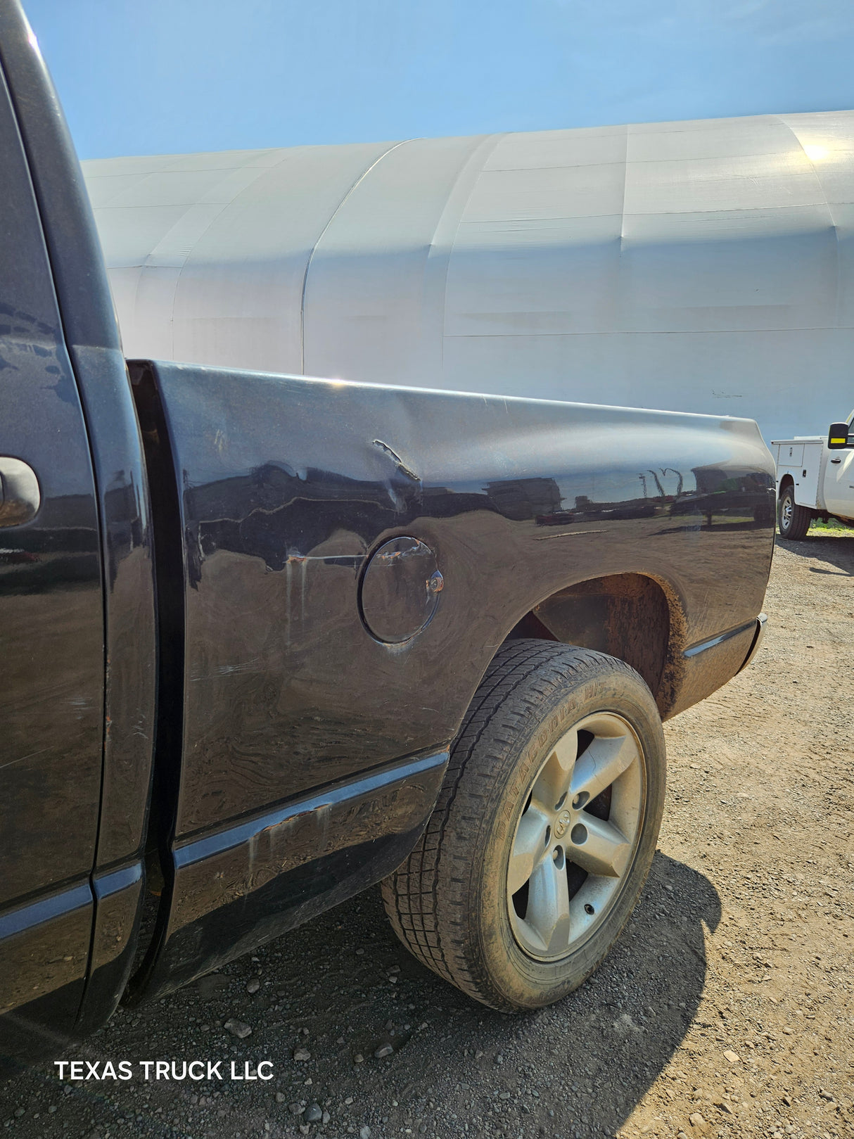 2008 Dodge Ram 1500 Crew Cab 4 door 6.4' Short Bed - FULL PART OUT Rust Free