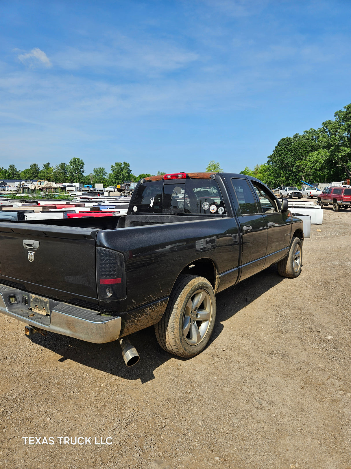 2008 Dodge Ram 1500 Crew Cab 4 door 6.4' Short Bed - FULL PART OUT Rust Free