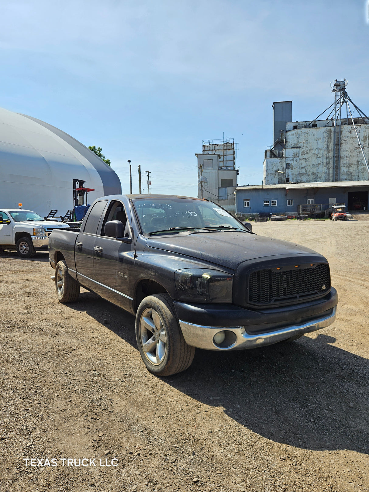 2008 Dodge Ram 1500 Crew Cab 4 door 6.4' Short Bed - FULL PART OUT Rust Free
