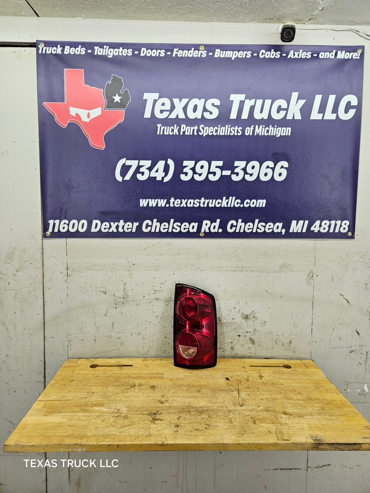 2007-2008 Dodge Ram 3rd Gen 1500 2500 3500 RH Passenger Side Tail Light 55277302AC