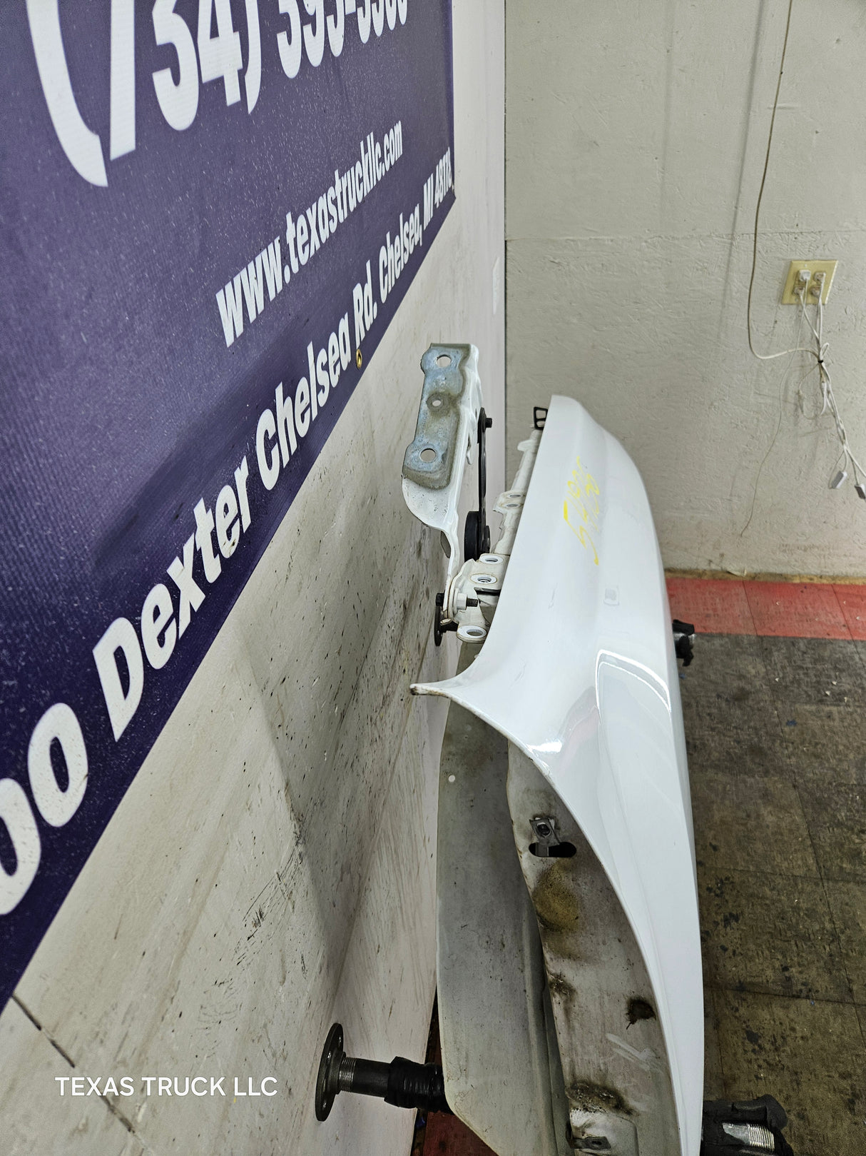 2007-2013 Chevrolet Silverado Passenger Side Front RH Fender 1500 2500 3500 HD