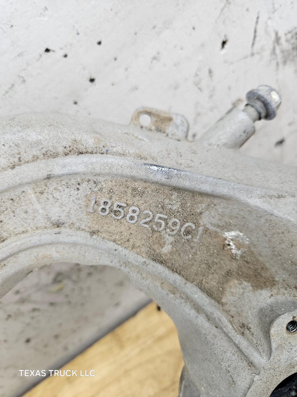 2004.5-2007 Ford Super Duty 6.0 6.0L Power Stroke Diesel Intake Manifold OEM 1858259C1  5C3Z-9424-A