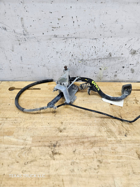 1999-2003 Ford Excursion F250 F350 F450 F550 7.3 Diesel Clutch Pedal Assembly with master and slave cylinder