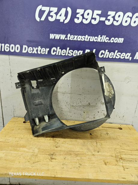 2004-2009 Dodge Ram 1500 2500 3500 Fan Shroud With Coolant Reservoir Tank 3.7 4.7 5.7 Liter OEM 52028851AD 52028849AF