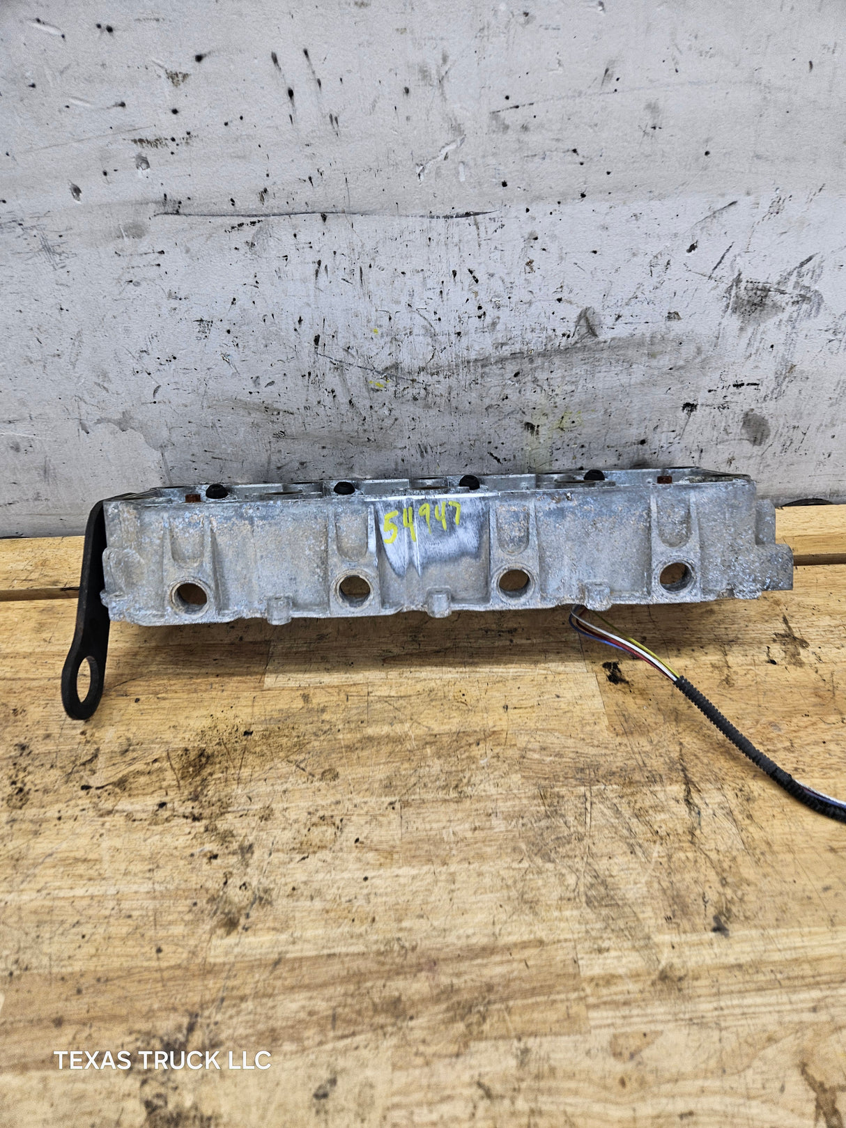 2004.5-2007 Genuine Ford Power Stroke 6.0L Diesel Rocker Box Arm Housing OEM 1843351C3