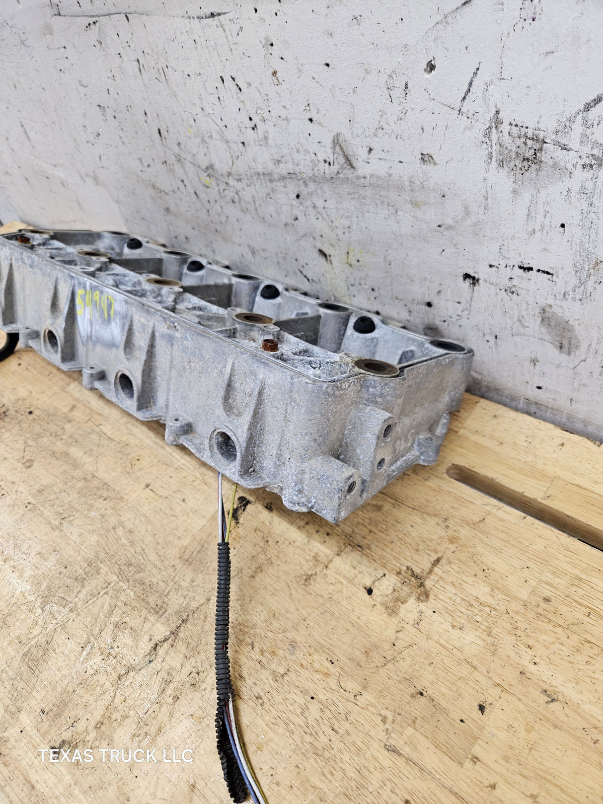 2004.5-2007 Genuine Ford Power Stroke 6.0L Diesel Rocker Box Arm Housing OEM 1843351C3