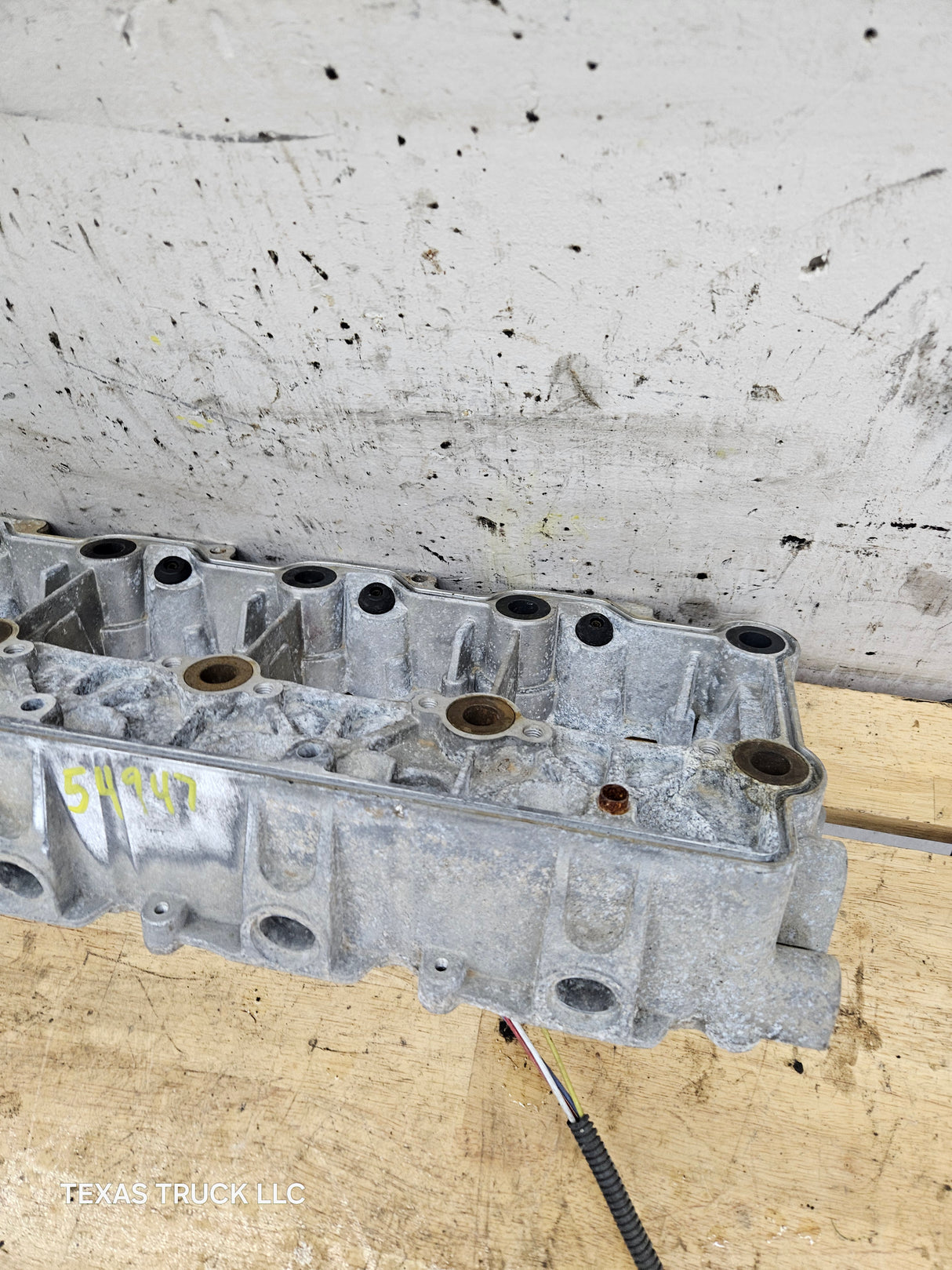 2004.5-2007 Genuine Ford Power Stroke 6.0L Diesel Rocker Box Arm Housing OEM 1843351C3