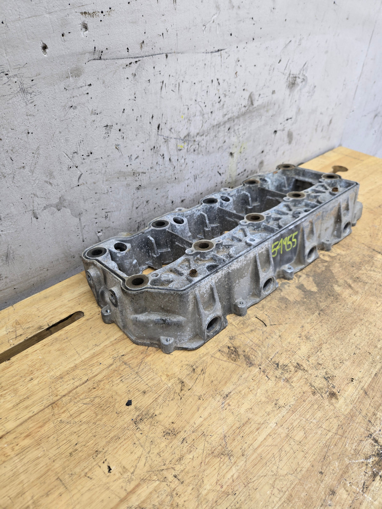 2004.5-2007 Genuine Ford Power Stroke 6.0L Diesel Rocker Box Arm Housing OEM 1843351C3