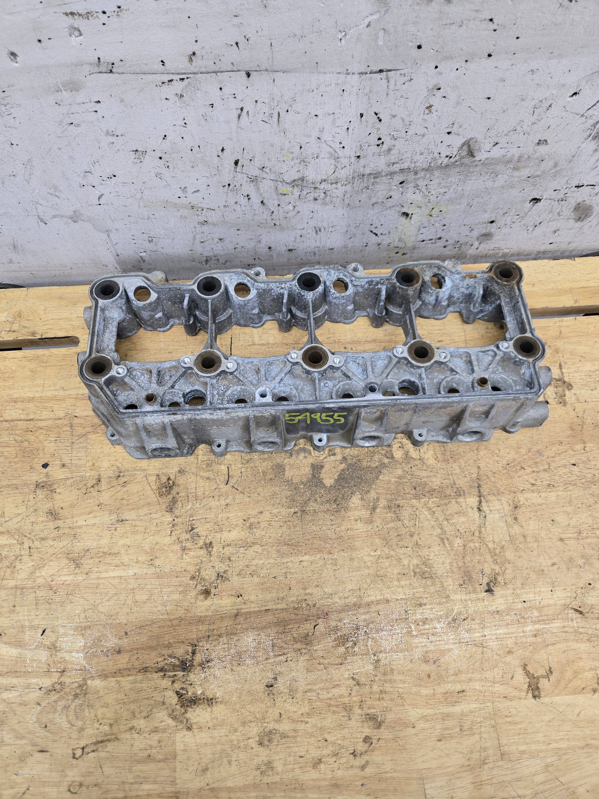 2004.5-2007 Genuine Ford Power Stroke 6.0L Diesel Rocker Box Arm Housing OEM 1843351C3