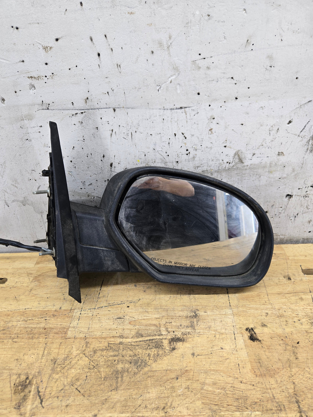 2007-2013 Chevrolet Silverado GMC Sierra 1500 2500 Right Side Passenger Side Power Mirror 751040 OEM