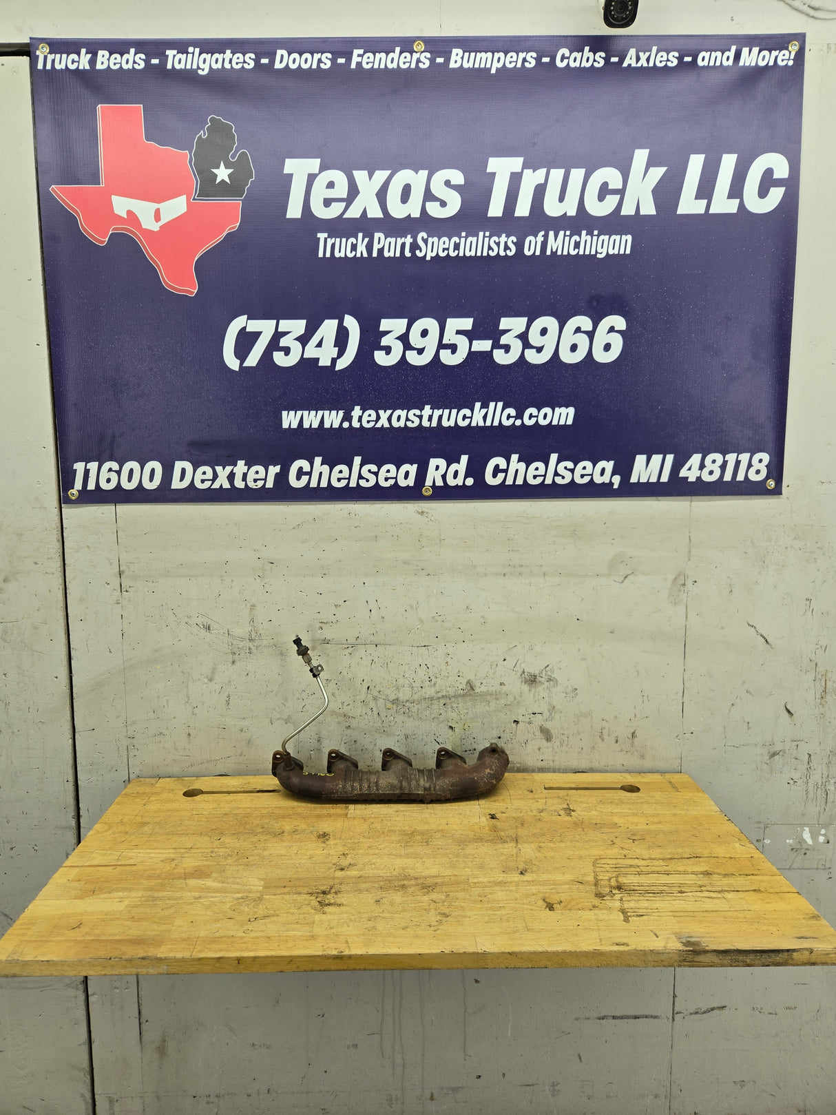 2003-2007 Genuine Ford Power Stroke 6.0L diesel Exhaust Manifold OEM Left Drivers Side 1840994C1