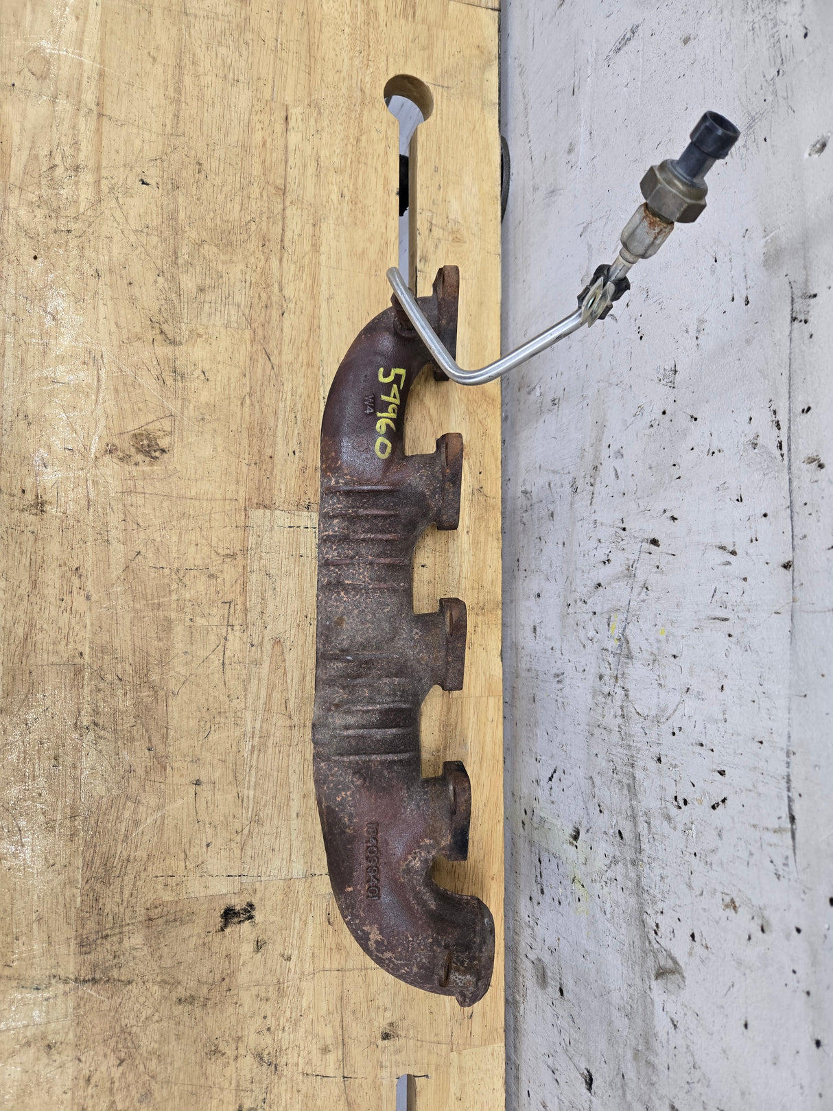 2003-2007 Genuine Ford Power Stroke 6.0L diesel Exhaust Manifold OEM Left Drivers Side 1840994C1