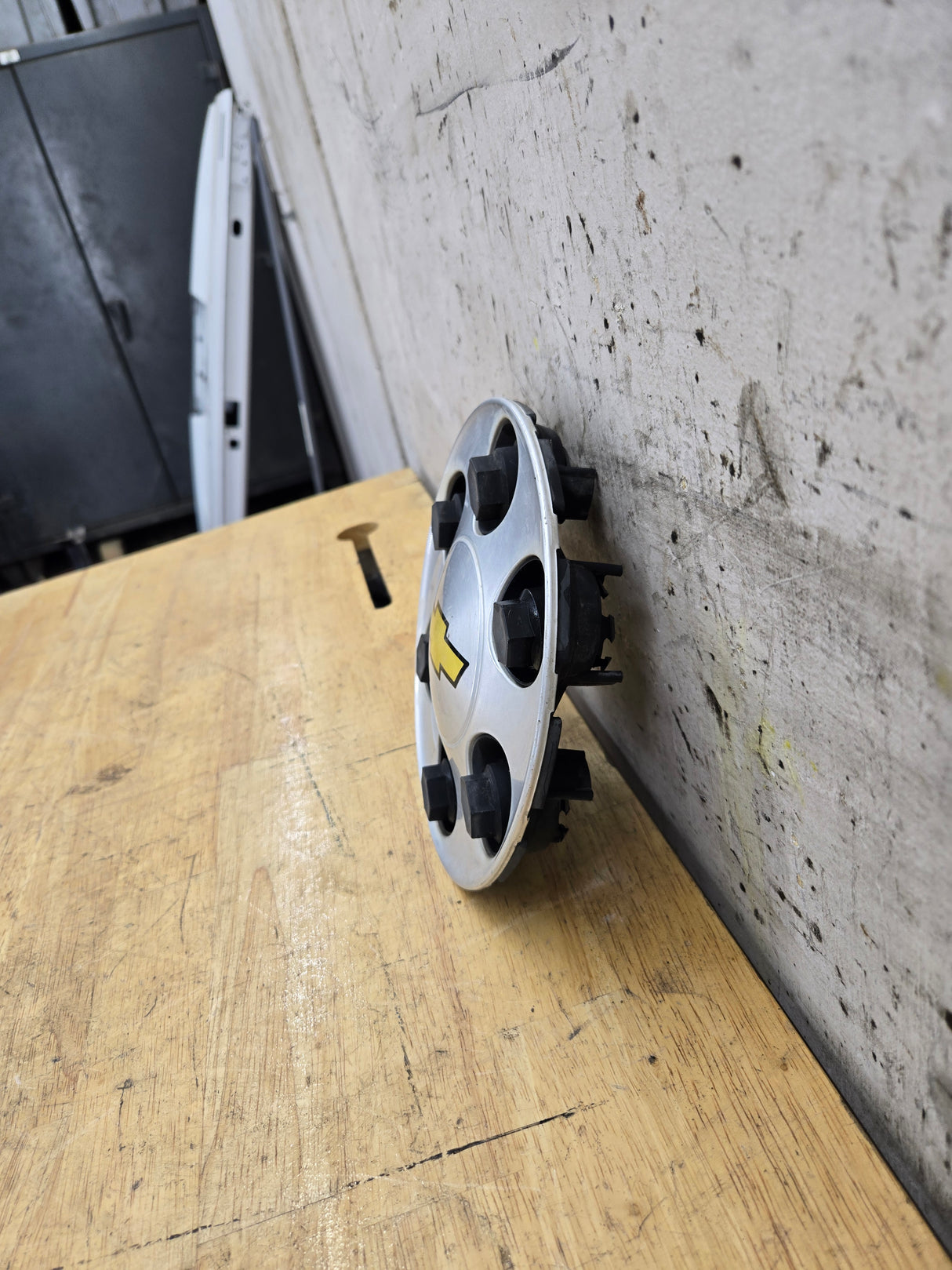 2007-2014 OEM Chevrolet Silverado 1500 Tahoe Suburban 17" Wheel Center Hub Cap Lug Cover 9596341