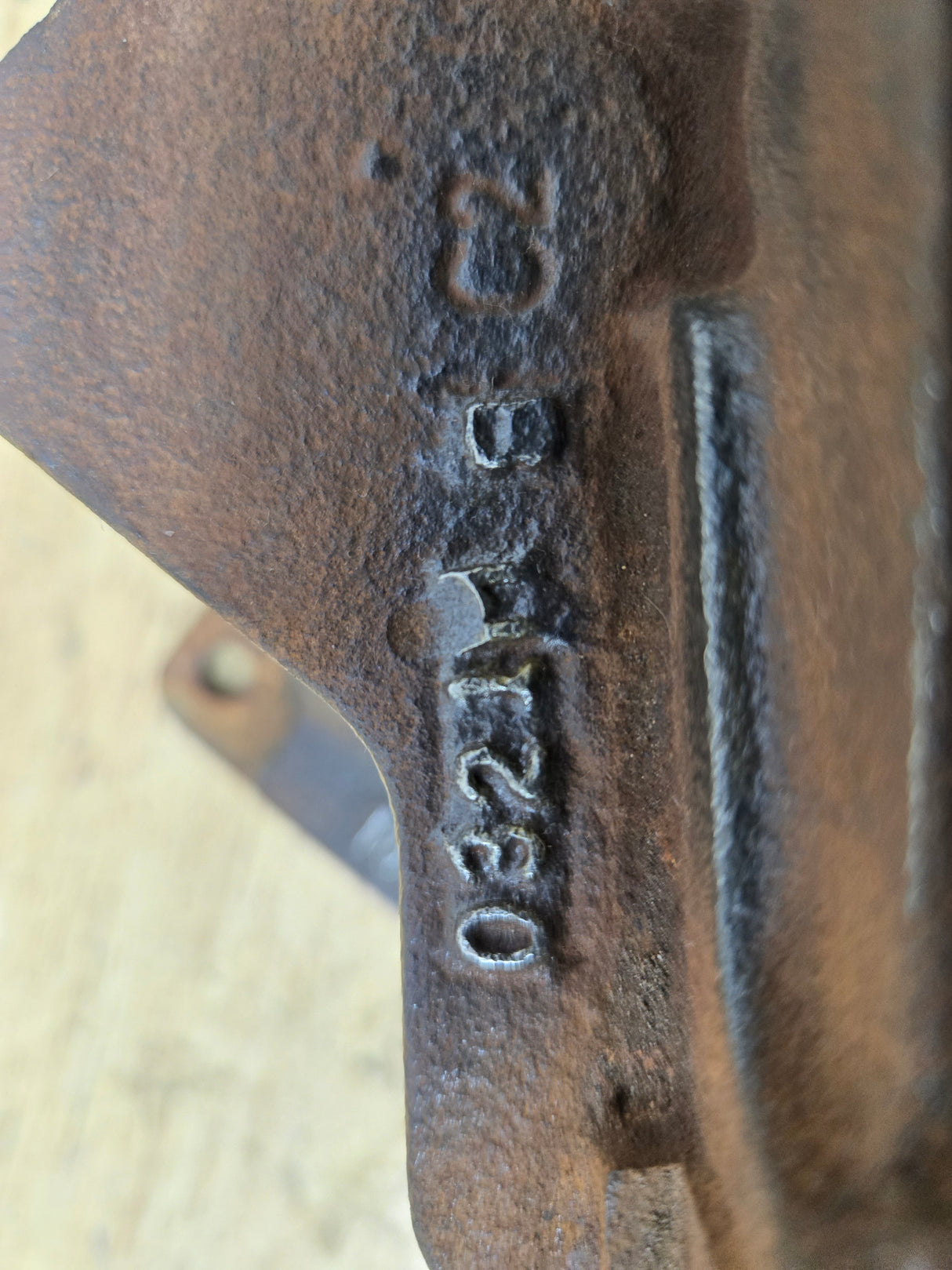 2004.5-2007 Genuine OEM Ford Power Stroke 6.0L Diesel Turbo Turbocharger Mount Pedestal 1854824C1