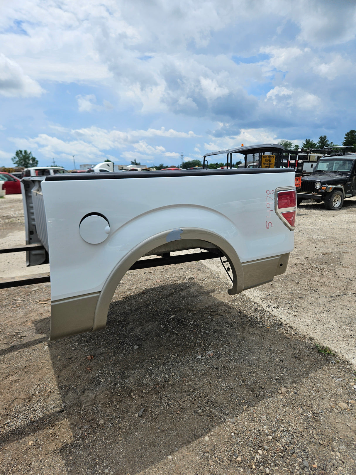 2009-2014 Ford F150 5' 6" Short Truck Bed