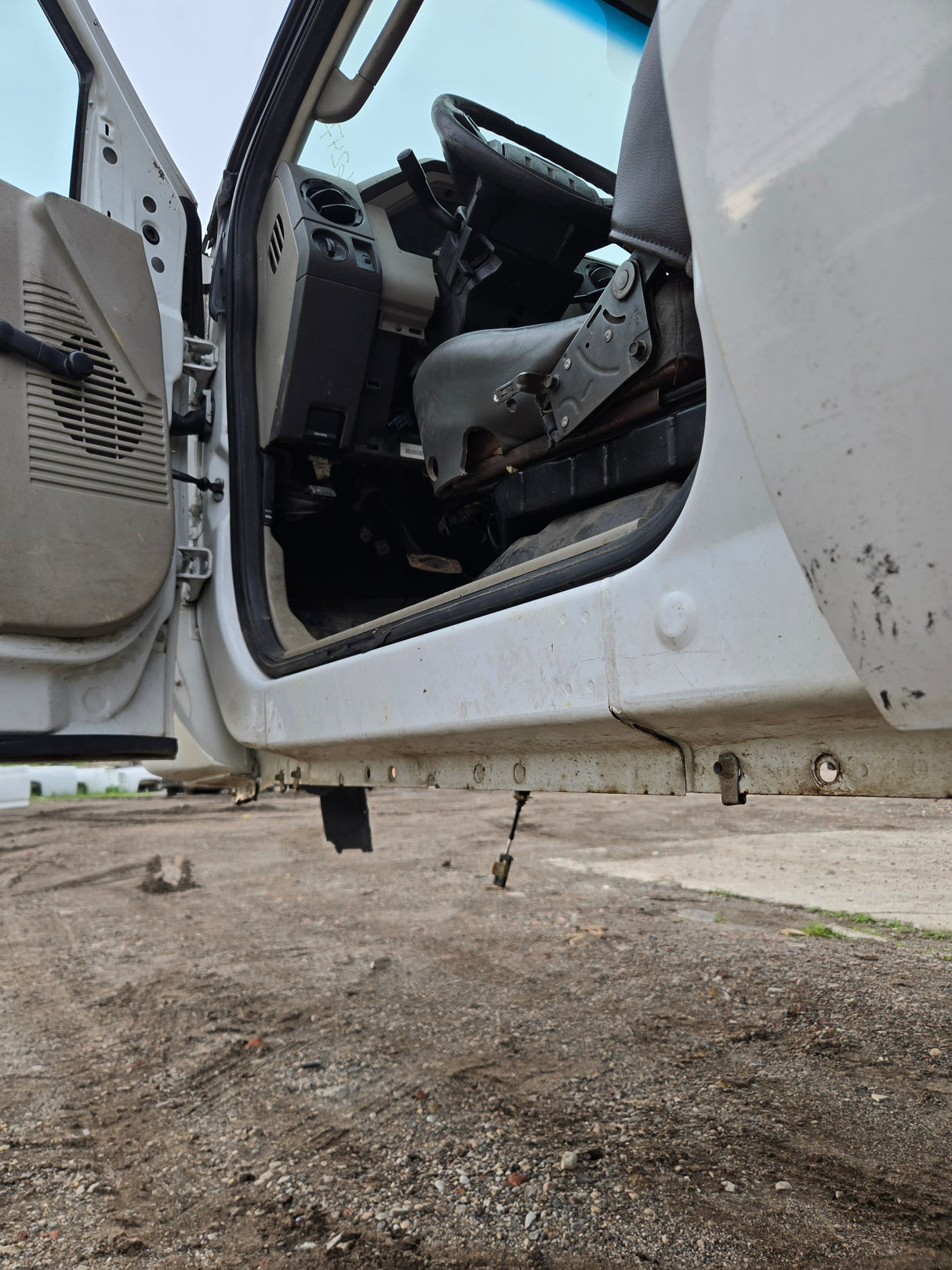 2008-2010 Ford Super Duty Crew Cab F250 F350 F450 F550 XL